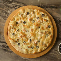 Логотип Чё, по пицце?