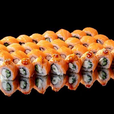 Филадельфия сет и пицца Маргарита в Sushi n Roll по цене 12690 ₸