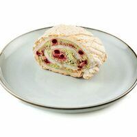 Меренговый рулет Фисташка-малина в Комод