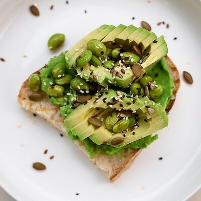 Авокадо-тоств Лицей по цене 690 ₽