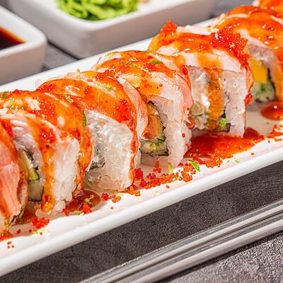 Креветка с манго в сладком чили соусе в Rock & Roll Sushi по цене 735 ₽