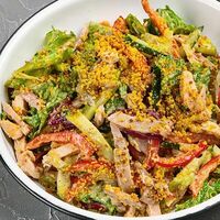 Салат с копченым мясом в Корчма