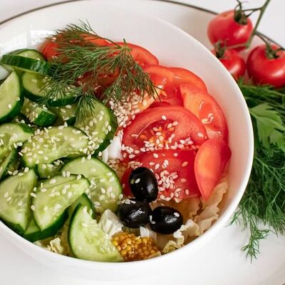 Теплый салат с сейтаном веган Vegan в Green Life по цене 490