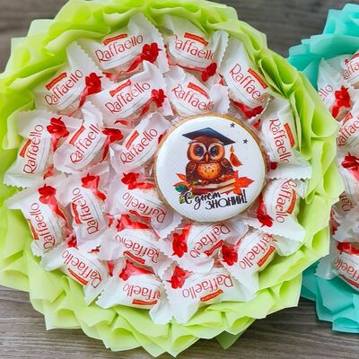 Букет из Raffaello на 1 сентября с пряникомв Мастерская подарков Катерины Колбасовой по цене 2850 ₽