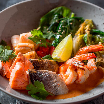 Бизнес-ланч Морепродукты в соусе Том Ям в Goodman по цене 790