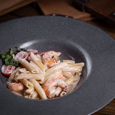 Паста с креветками в Luna Dostyk по цене 3990 ₸