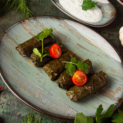 Долма в Елки Холл по цене 399 ₽