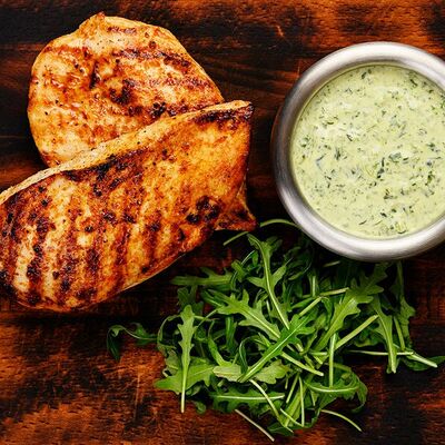 Куриное филе гриль в Sushi & More по цене 450 ₽