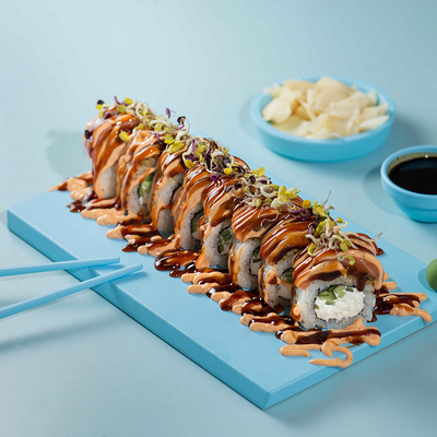 Well Roll с лососем и мидиями в Rollwell по цене 1090 ₽