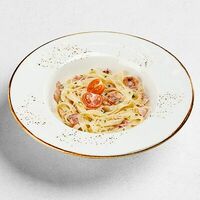 Паста карбонара в Пиццафабрика