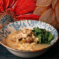 Чихиртма с копченой курицей и яйцомв Грузинское бистро Каха