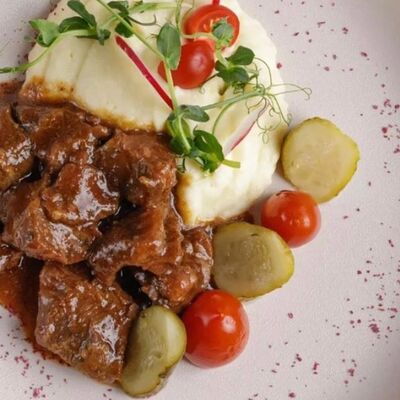 Говяжьи щёчки в Добрый Грузин по цене 950 ₽