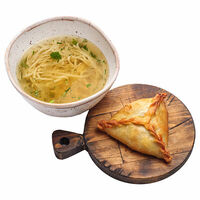 Бульон с лапшой и треугольником в ИТЛЕ Bistro Halal