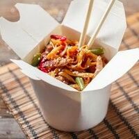 Вок с курицей в Маленькая Флоренция