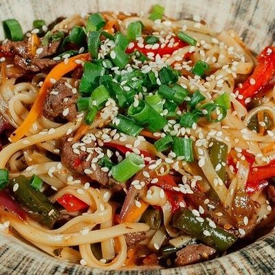 Удон с Говядиной в Хочу и буду по цене 434 ₽