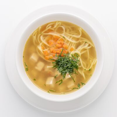 Суп-лапша с курицей в Мечтатели по цене 300 ₽