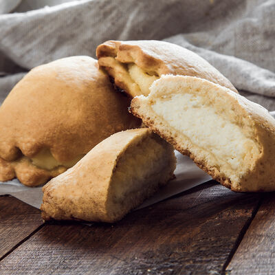 Сочни с творогом в Жар Свежар по цене 34 ₽