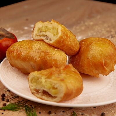 Пирожок с картошкой в Вкус Дагестана по цене 89 ₽