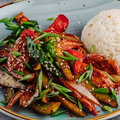 Мясо по-арабски с гарниром в Донер Мастер по цене 300 ₽