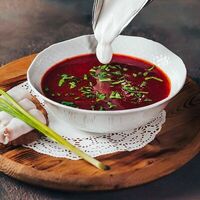 Борщ с телятиной в Tutta La Vita