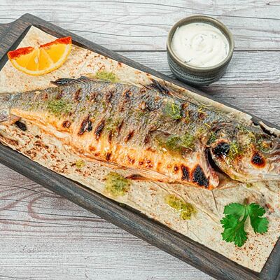 Сибас на мангале в Yunga Tim Fish & Grill по цене 1940 ₽