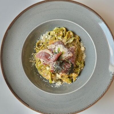 Шпинателле с белыми грибами, копченой тыквой и копченой уткой в Bucho по цене 550 ₽