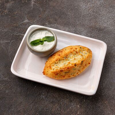 Чвиштари с мятой и соусом дзадзики в Sesilia по цене 390