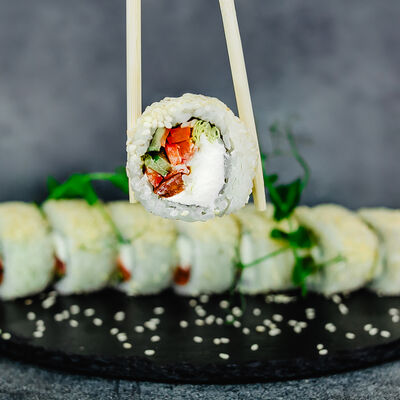 Ролл Вегетарианский в Багс Банни от кафеМафия по цене 390