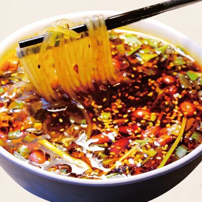 Кисло-острая лапша в Золотая панда по цене 862 ₽