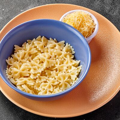 Макароны с сыром Буратино в Британника Север по цене 325 ₽