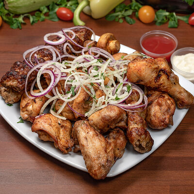 Ассорти из курицы в Шашлычкофф по цене 1490