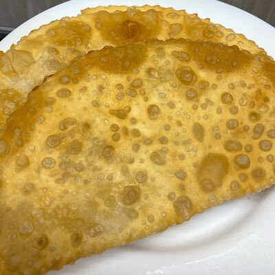 Чебурек в КафеПельмешкин дворик по цене 160 ₽