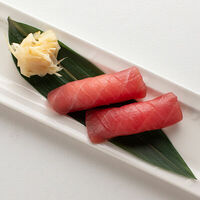 Суши с тунцом в Vаниль