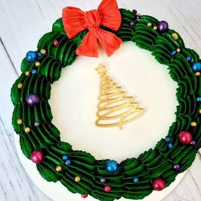 Бенто-торт на новый год с ёлочкой в Премиум торт по цене 2300 ₽