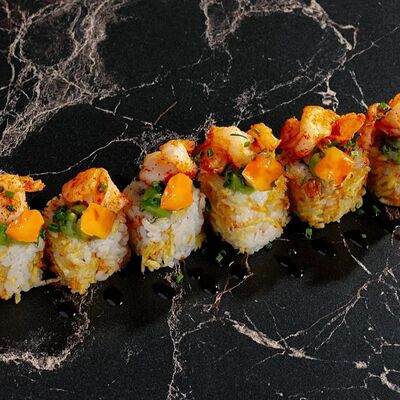 Креветка, хурма и авокадо-крем в Gills по цене 990 ₽