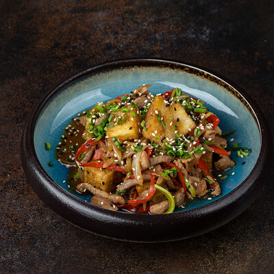 Жаркое из свинины в Город детей по цене 720 ₽