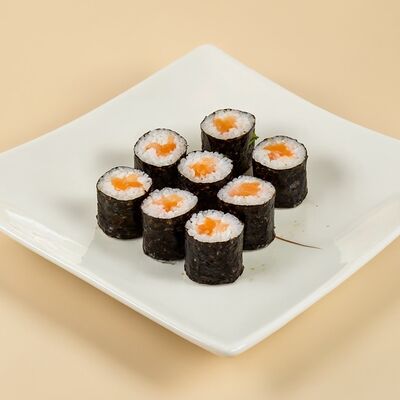 Мини-ролл Лосось в SunRice по цене 440 ₽