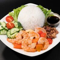 Ком Том (рис с креветками) в Pho Viet