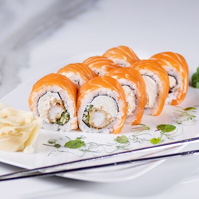 Филадельфия с креветкой в Евразия по цене 750 ₽