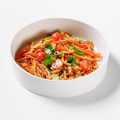 Лапша Удон с овощами в Панда Маркет по цене 399 ₽