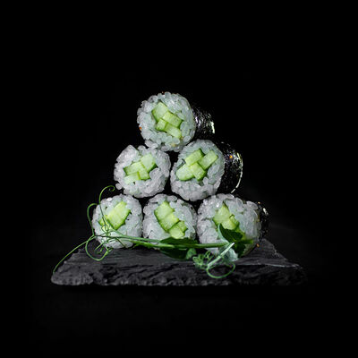Капа маки ролл (с огурцом) в SushiShop51 по цене 279 ₽