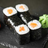 Ролл Сяке Кунсей маки в Mesto Sushi & Grill