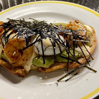 Тост азиатская креветка в Lines по цене 810 ₽