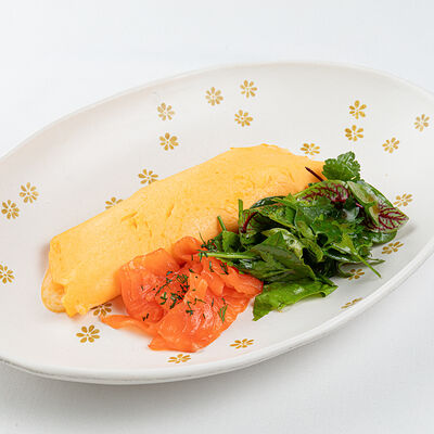 Омлет с лососем и моцареллой в Phantom по цене 950 ₽