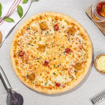 Пицца Маргарита Люкс в Vivat Pizza по цене 435 ₽