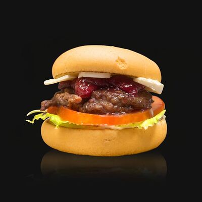 Вишневый БелБургер Джуниор в #BEEFштекс по цене 280 ₽