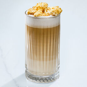 Латте-Попкорн в Vaffel Норвежские вафли, завтраки, кофе по цене 470 ₽