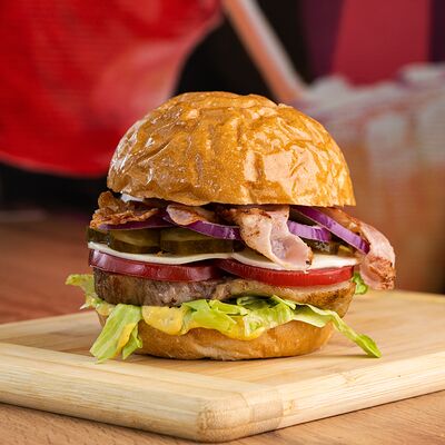 Новогодний 4 сыра в BAD & BOY BURGER по цене 950 ₽