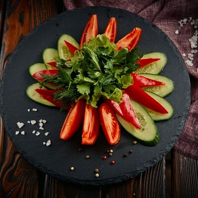 Салат Овощное ассорти в Шашлычный двор по цене 468