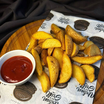 Картофель по-деревенски в Урбан Гриль по цене 209 ₽